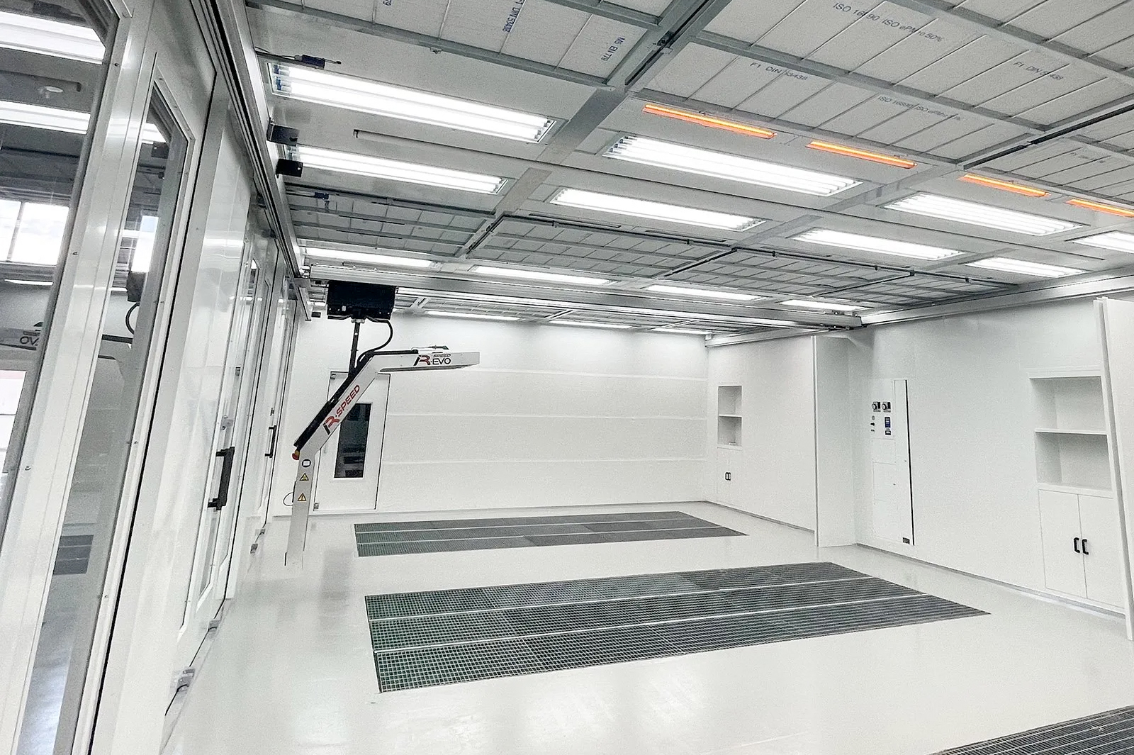 Colorificio Primavera a Brescia progettazione carrozzeria chiavi in mano